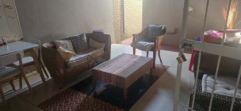 5 Bedroom Property for Sale in Sinoville Gauteng