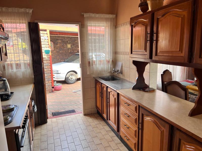 3 Bedroom Property for Sale in Sinoville Gauteng
