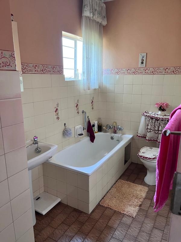 3 Bedroom Property for Sale in Sinoville Gauteng