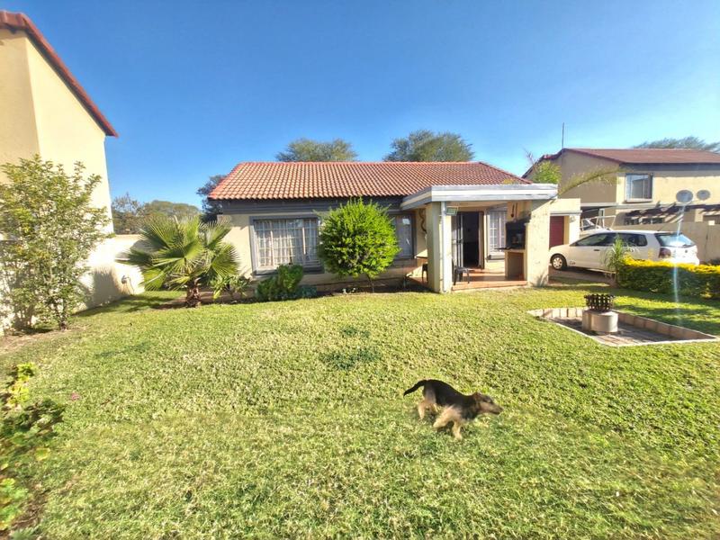 2 Bedroom Property for Sale in Annlin Gauteng