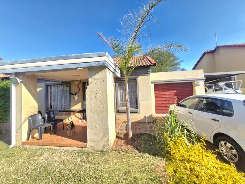 2 Bedroom Property for Sale in Annlin Gauteng