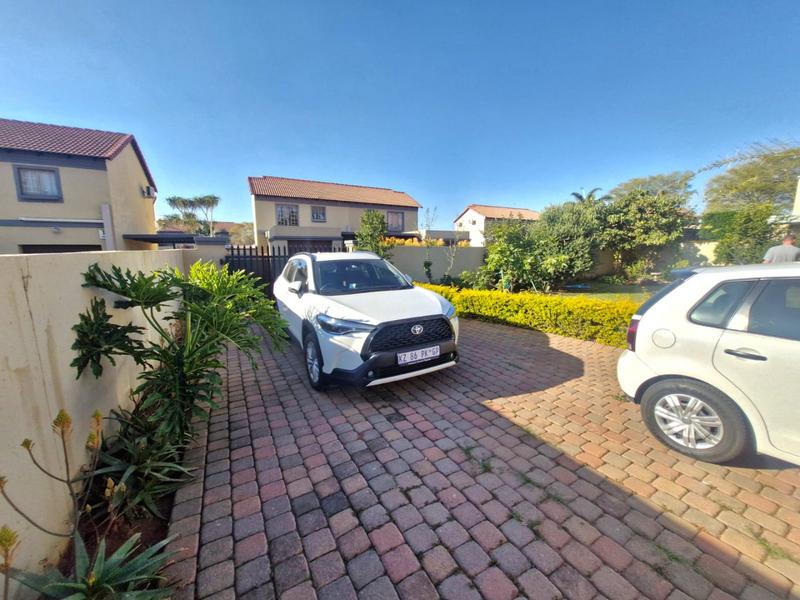 2 Bedroom Property for Sale in Annlin Gauteng