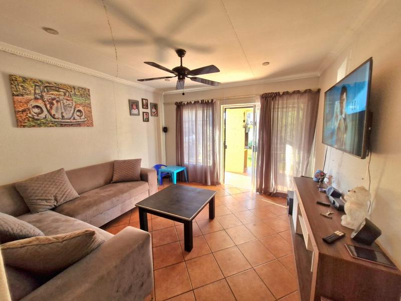 2 Bedroom Property for Sale in Annlin Gauteng