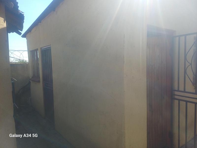 4 Bedroom Property for Sale in Maokeng Gauteng