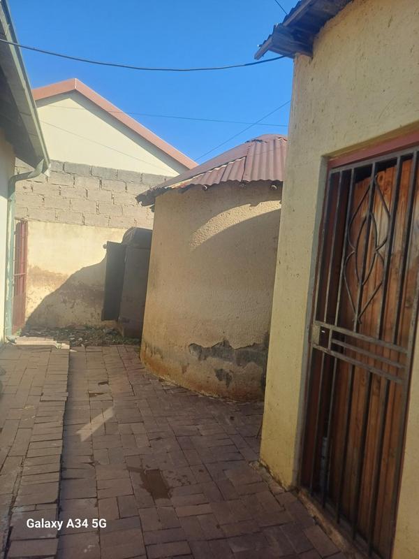 4 Bedroom Property for Sale in Maokeng Gauteng