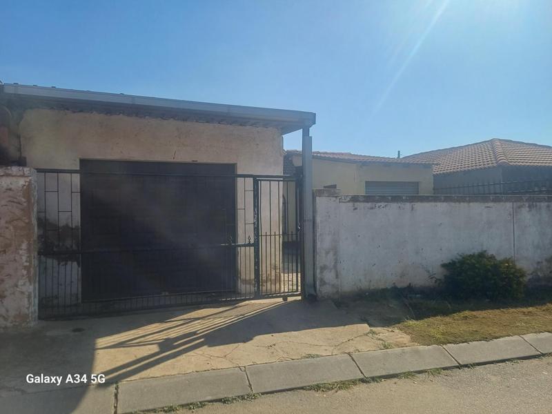 4 Bedroom Property for Sale in Maokeng Gauteng