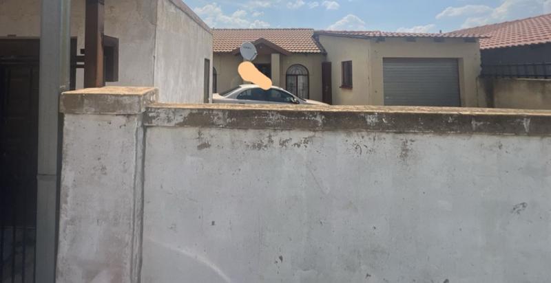 4 Bedroom Property for Sale in Maokeng Gauteng