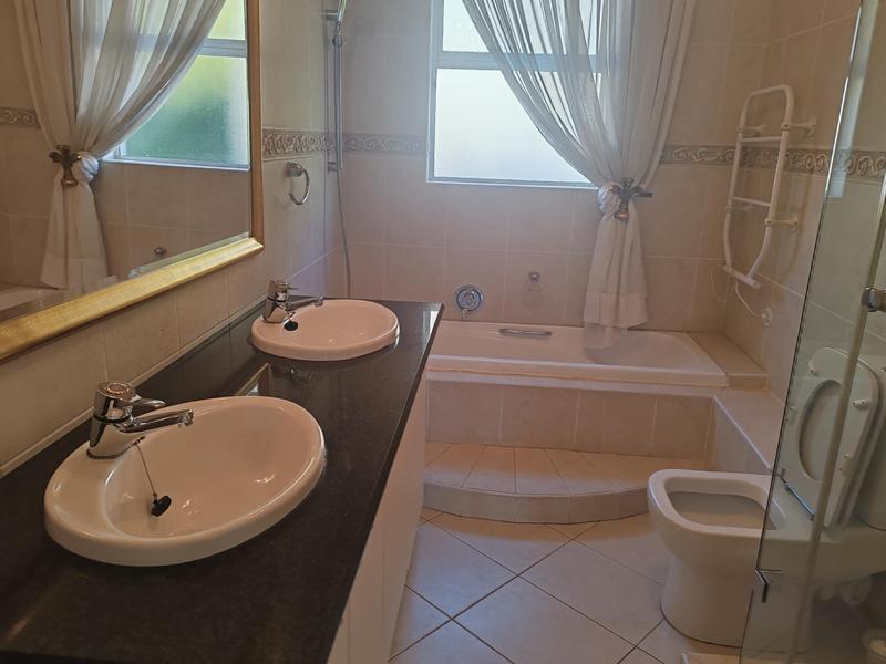 2 Bedroom Property for Sale in Bedford Park Gauteng