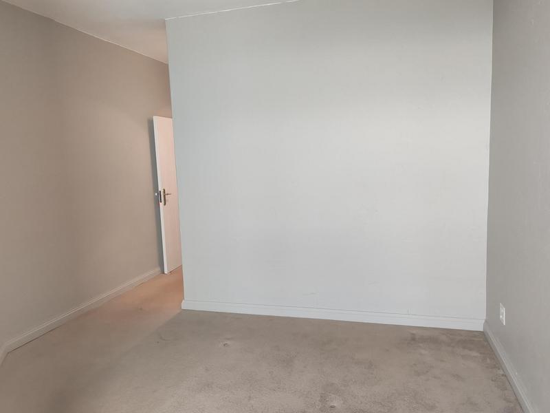 2 Bedroom Property for Sale in Bedford Park Gauteng