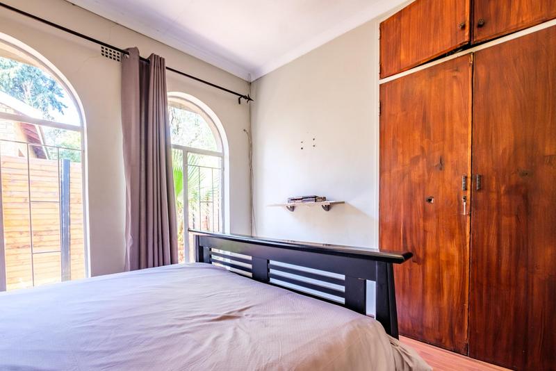 5 Bedroom Property for Sale in Brackendowns Gauteng