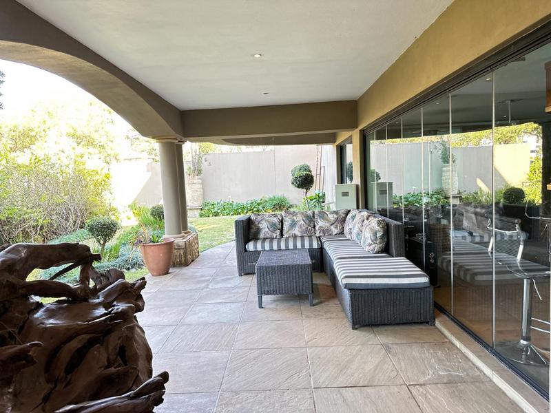 5 Bedroom Property for Sale in Blue Valley Golf Estate Gauteng