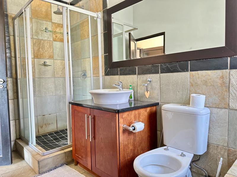 5 Bedroom Property for Sale in Blue Valley Golf Estate Gauteng
