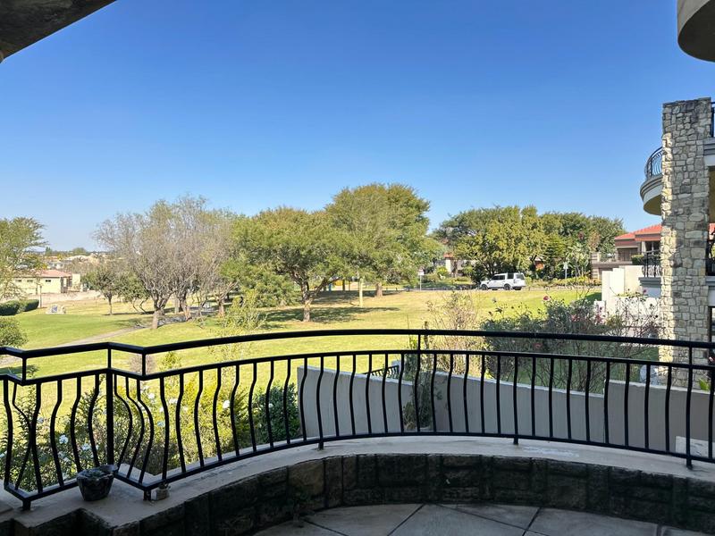 5 Bedroom Property for Sale in Blue Valley Golf Estate Gauteng