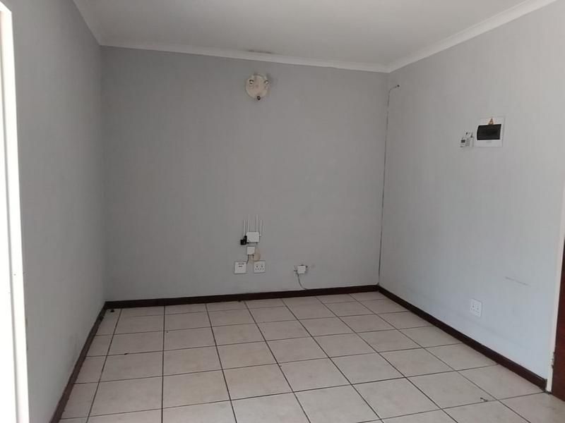 To Let 1 Bedroom Property for Rent in Ferndale Gauteng
