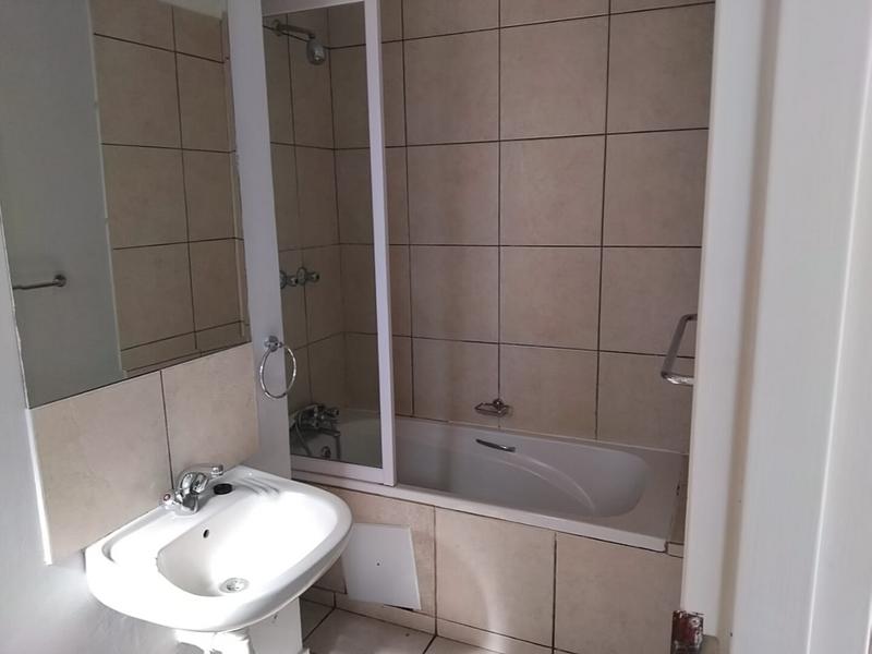 To Let 1 Bedroom Property for Rent in Ferndale Gauteng