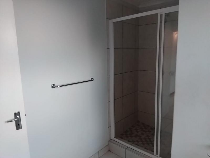 To Let 2 Bedroom Property for Rent in Ferndale Gauteng