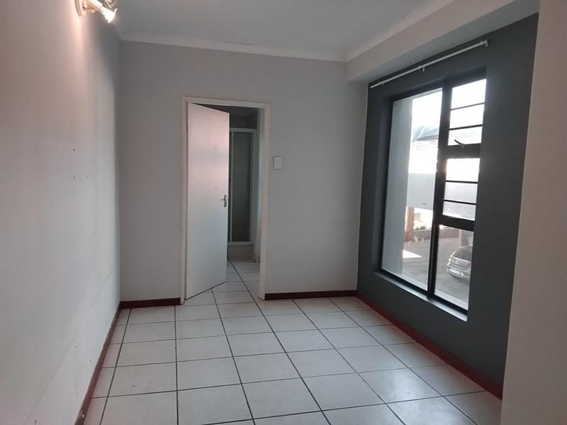 To Let 2 Bedroom Property for Rent in Ferndale Gauteng