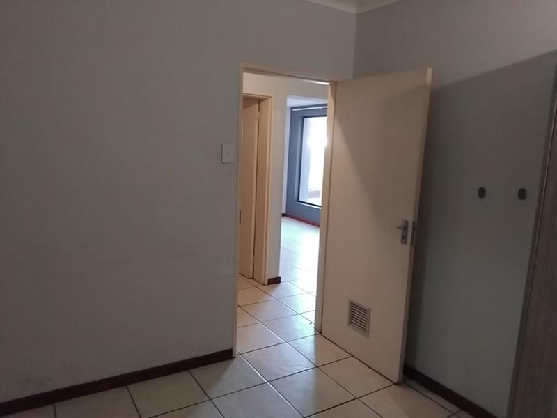 To Let 2 Bedroom Property for Rent in Ferndale Gauteng