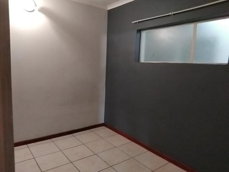 To Let 2 Bedroom Property for Rent in Ferndale Gauteng