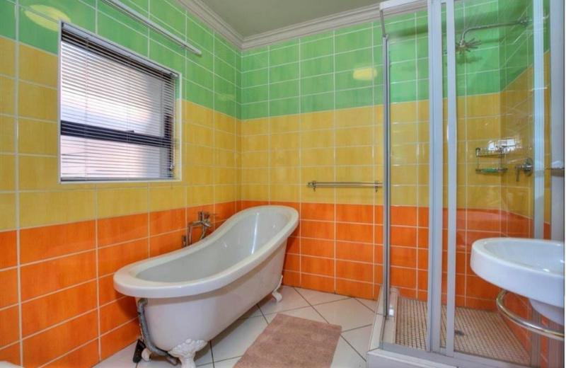 To Let 5 Bedroom Property for Rent in Sagewood Gauteng