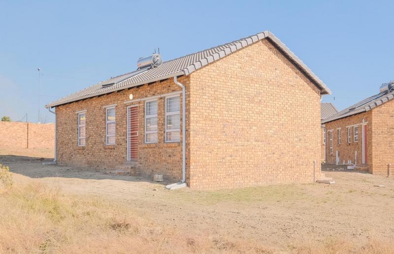 2 Bedroom Property for Sale in Olievenhoutbosch Gauteng