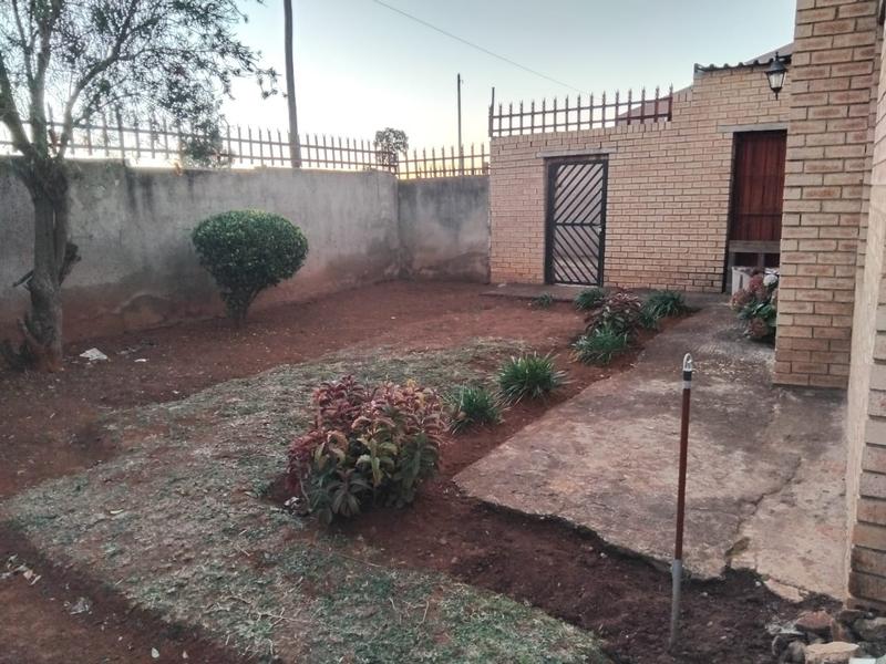 3 Bedroom Property for Sale in Lenasia Gauteng