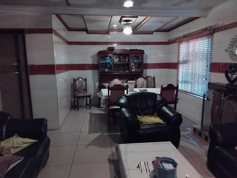 3 Bedroom Property for Sale in Lenasia Gauteng