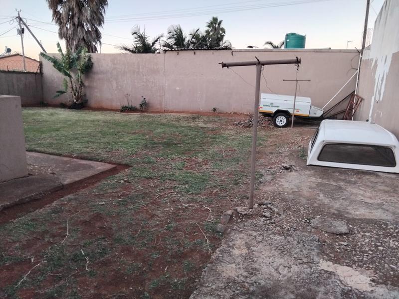 3 Bedroom Property for Sale in Lenasia Gauteng