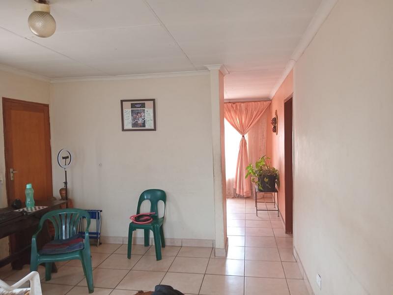 3 Bedroom Property for Sale in Dobsonville Gauteng