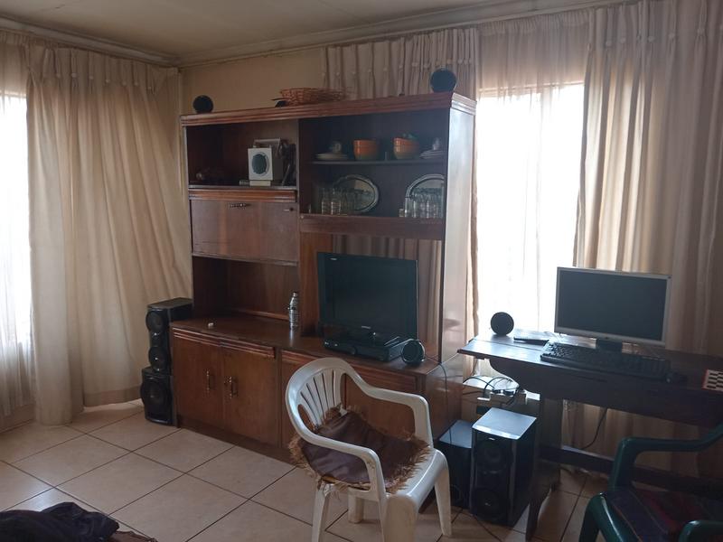 3 Bedroom Property for Sale in Dobsonville Gauteng