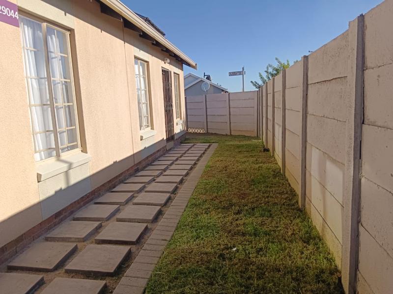 3 Bedroom Property for Sale in Sky City Gauteng