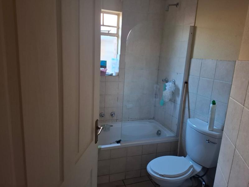 2 Bedroom Property for Sale in Birchleigh Gauteng