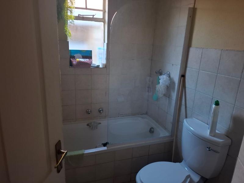 2 Bedroom Property for Sale in Birchleigh Gauteng