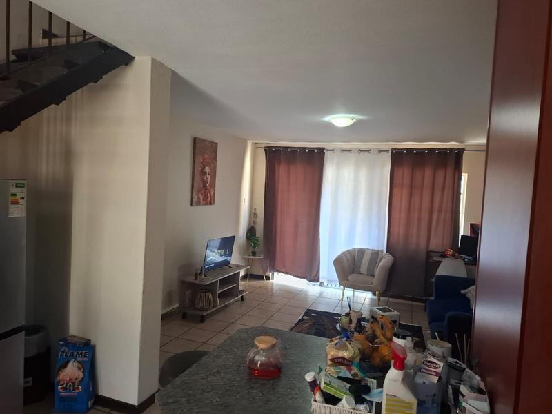 2 Bedroom Property for Sale in Birchleigh Gauteng