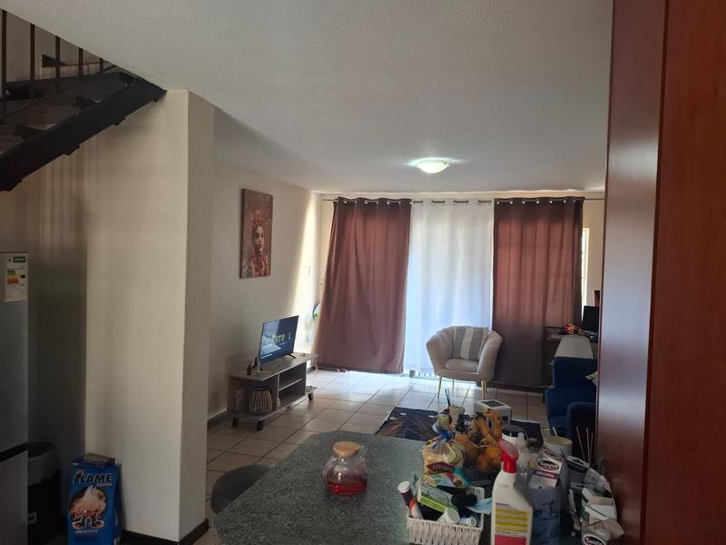 2 Bedroom Property for Sale in Birchleigh Gauteng
