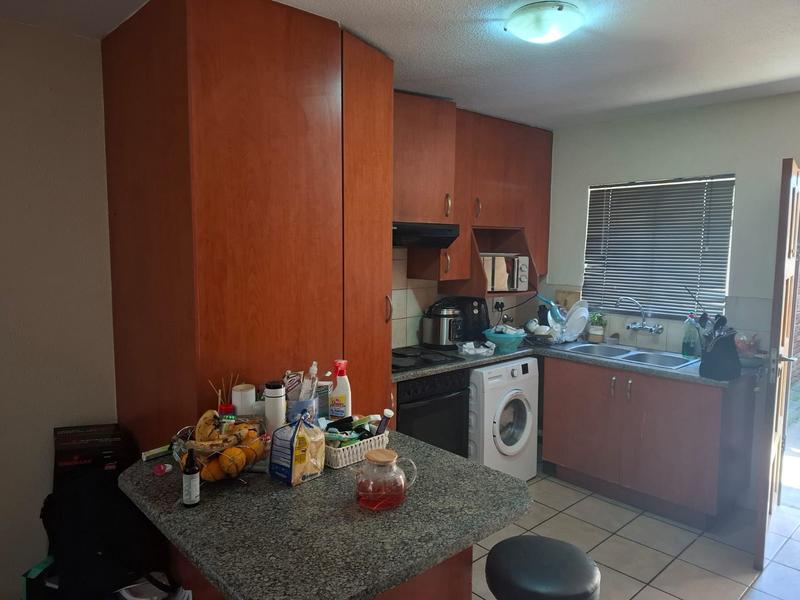 2 Bedroom Property for Sale in Birchleigh Gauteng