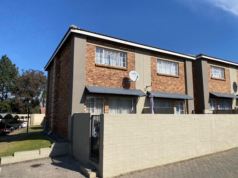 2 Bedroom Property for Sale in Birchleigh Gauteng