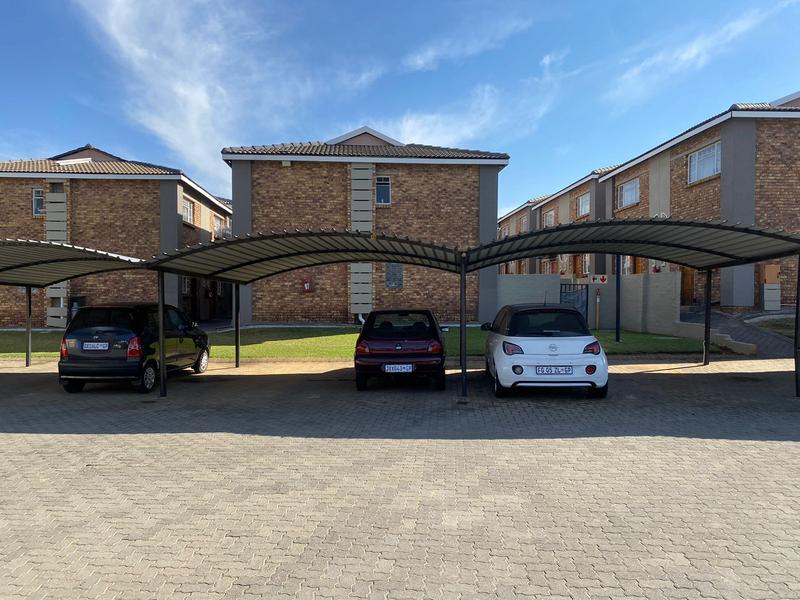 2 Bedroom Property for Sale in Birchleigh Gauteng