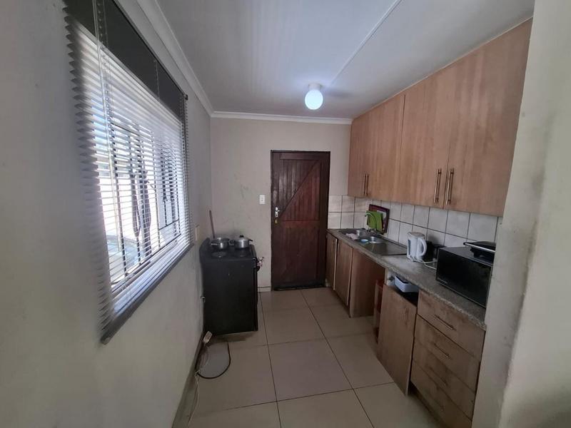 3 Bedroom Property for Sale in Clayville Gauteng