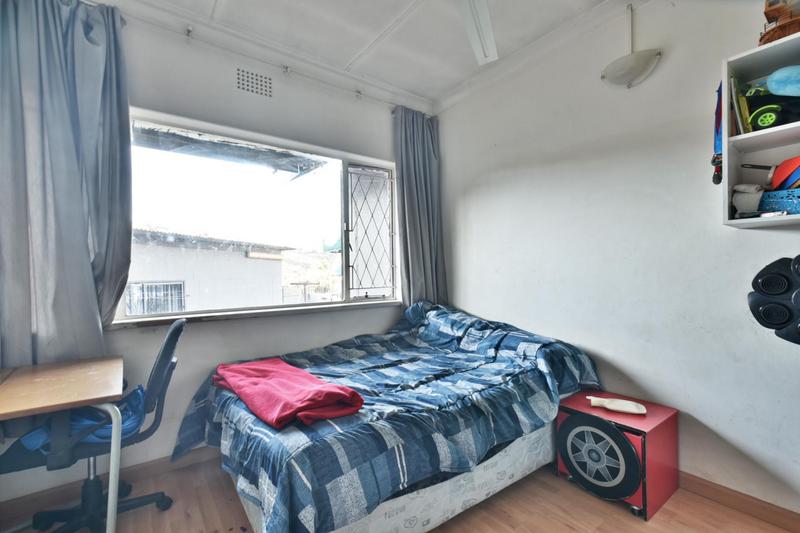 5 Bedroom Property for Sale in Mondeor Gauteng
