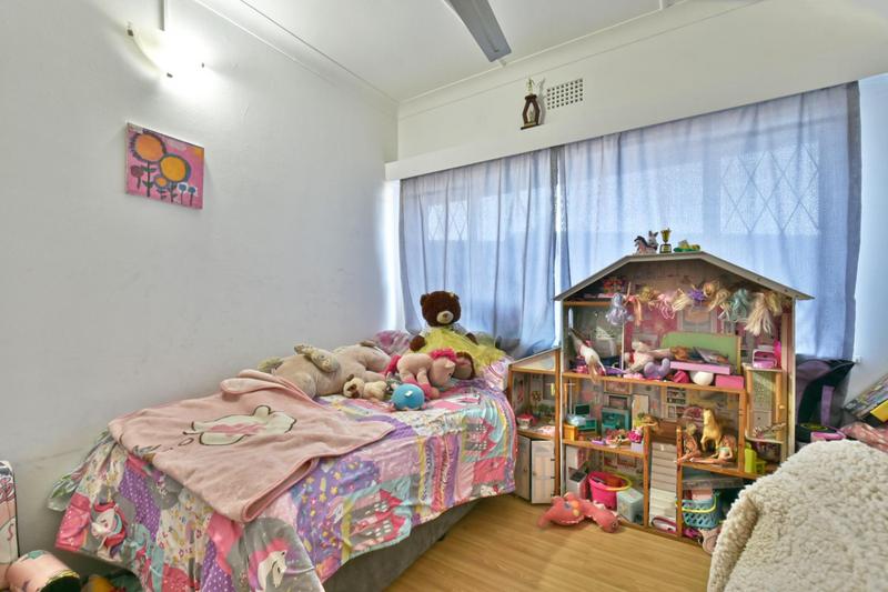 5 Bedroom Property for Sale in Mondeor Gauteng