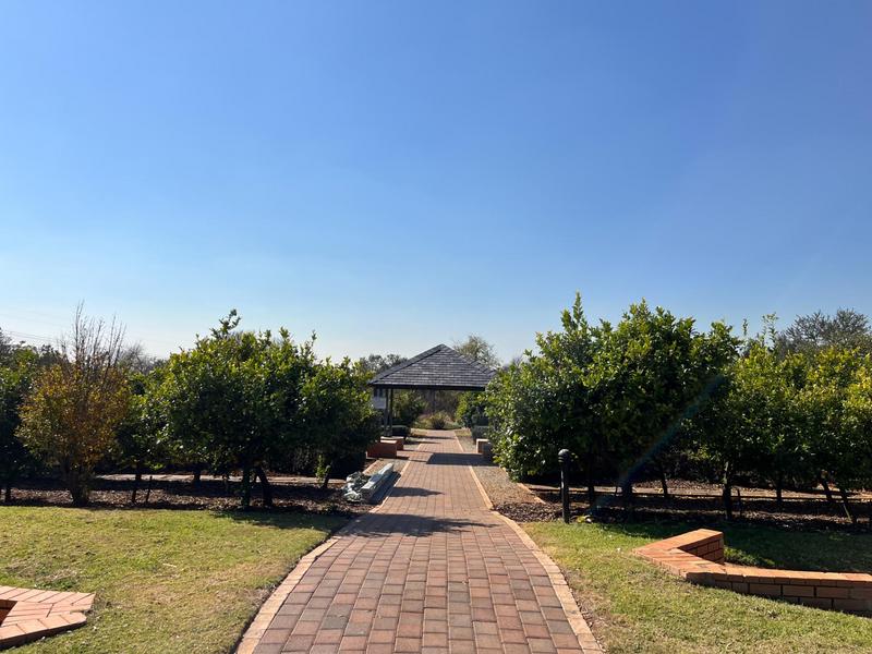To Let 2 Bedroom Property for Rent in Retire at Midstream Gauteng
