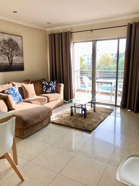 To Let 2 Bedroom Property for Rent in Sandton Central Gauteng