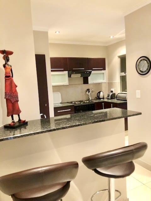 To Let 2 Bedroom Property for Rent in Sandton Central Gauteng