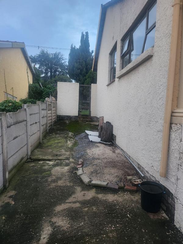 4 Bedroom Property for Sale in Mondeor Gauteng
