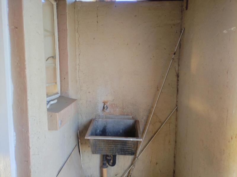 To Let 2 Bedroom Property for Rent in Germiston Central Gauteng