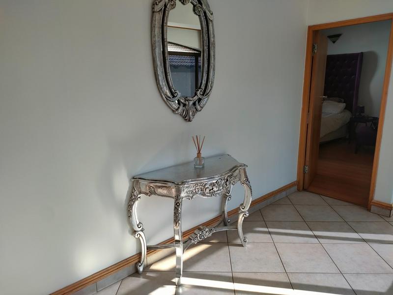 5 Bedroom Property for Sale in Waterkloof Ridge Gauteng