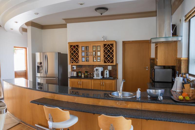 5 Bedroom Property for Sale in Waterkloof Ridge Gauteng