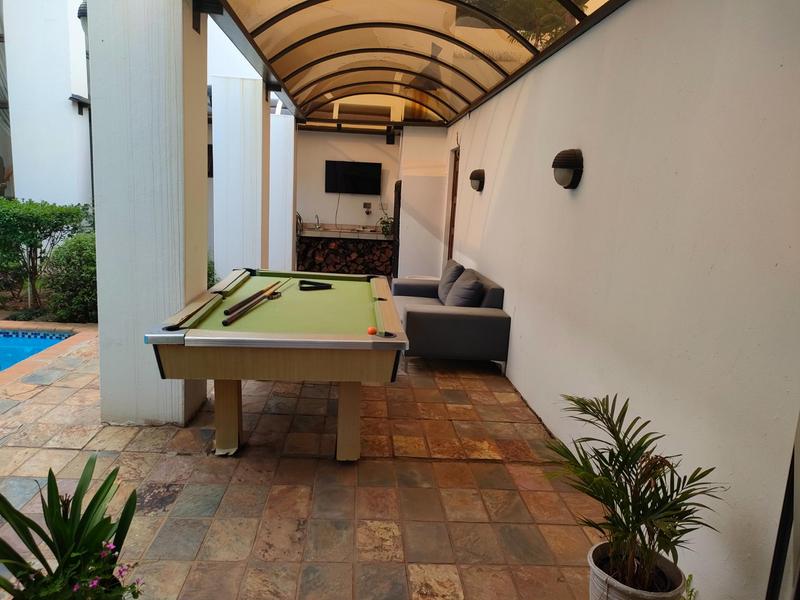 5 Bedroom Property for Sale in Waterkloof Ridge Gauteng