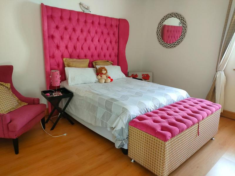 5 Bedroom Property for Sale in Waterkloof Ridge Gauteng